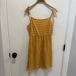 Caution To The Wind Mustard and Cream Striped Top size medium